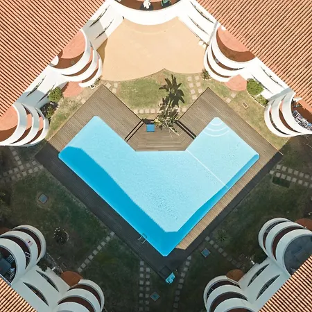 Palmeiras Do Golfe - 3 Bed. - Apartment *